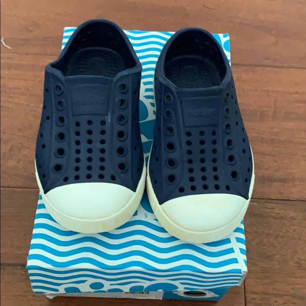 Natives size 6c Jefferson’s navy